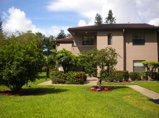 9307 Pecky Cypress Ln APT 17A, Boca Raton, FL 33428