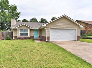 1339 E 138th Pl, Glenpool, OK 74033