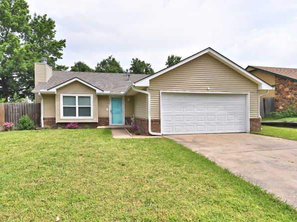 1339 E 138th Pl