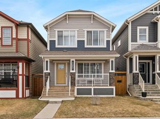 123 W Magnolia Sq SE, Calgary, AB T3M 2W5
