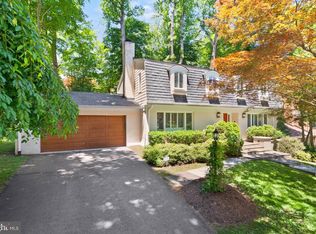 4136 Round Hill Rd, Arlington, VA 22207