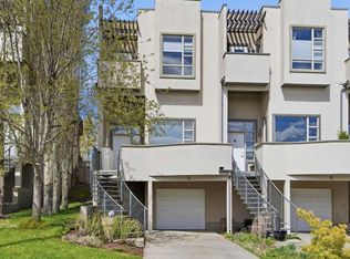 10 S Erlton Ter SW, Calgary, AB T2S 3E8