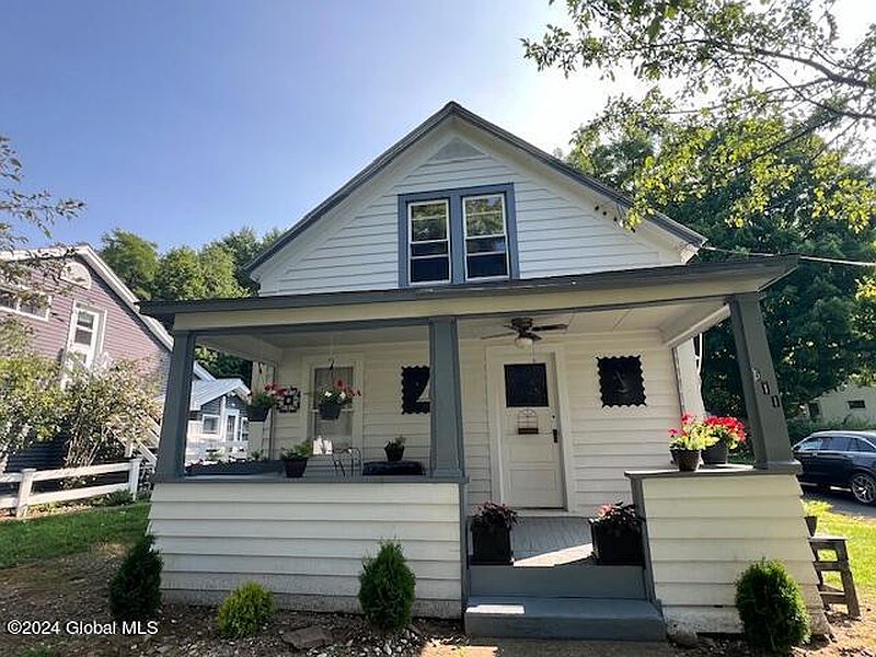 2nd image of 511 Reed Street