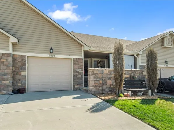 15610 Landauer Cir, Basehor, KS 66007