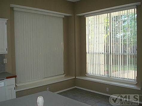 5th image of 1417 Newbury Ln