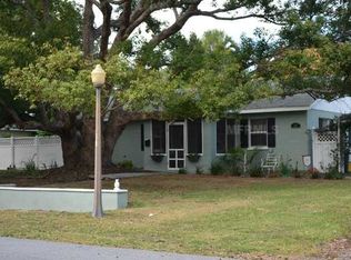 2085 Southland Rd, Mount Dora, FL 32757