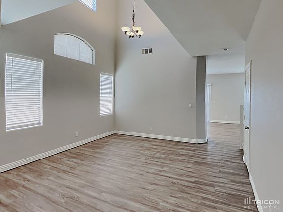 3rd image of 6468 Hamilton Grove Ave