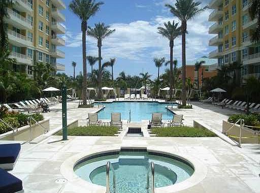 4th image of 700 E Boynton Beach Blvd Unit 904