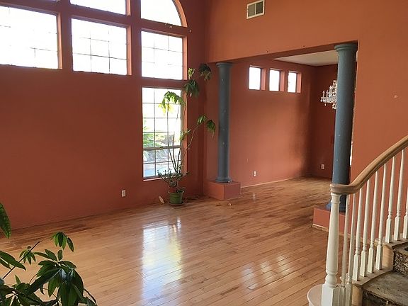 3rd image of 12110 Salix Ct