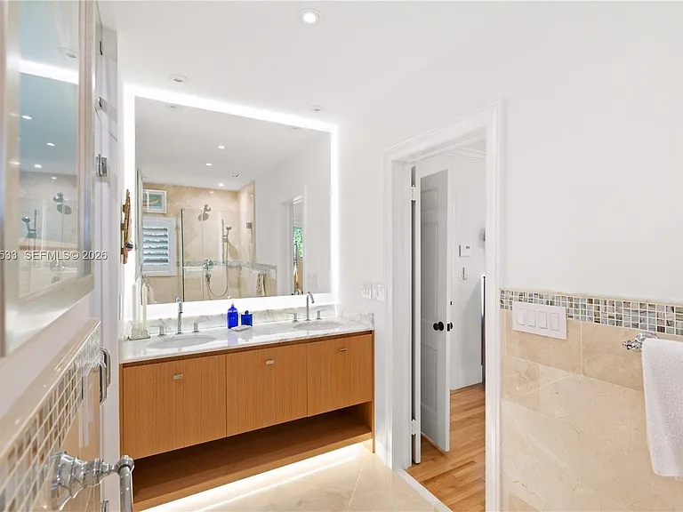 600 San Lorenzo Ave — Photo 34