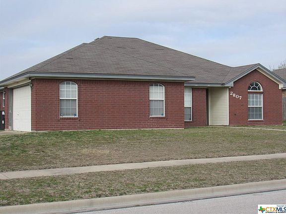 3rd image of 2807 Southwood Dr