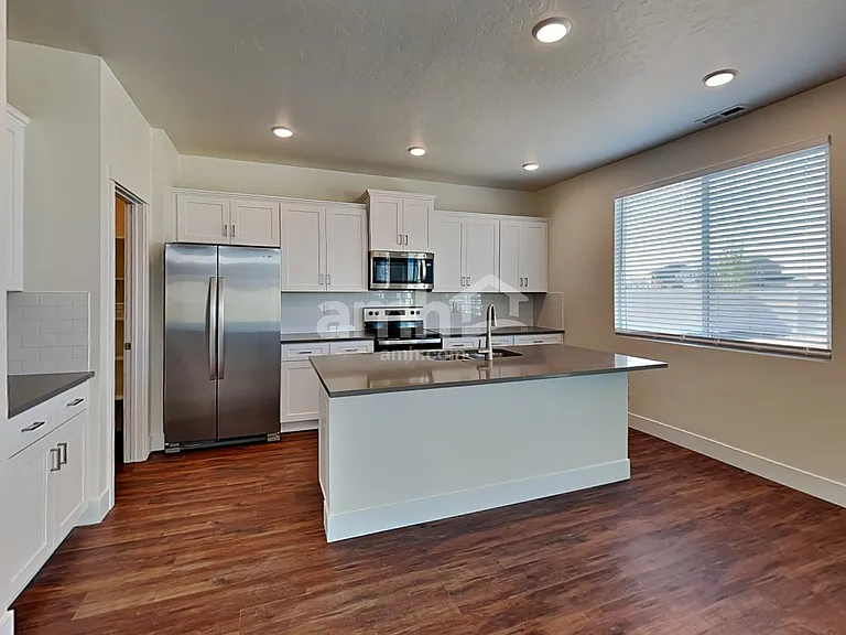 9357 W Dove Creek St — Photo 3
