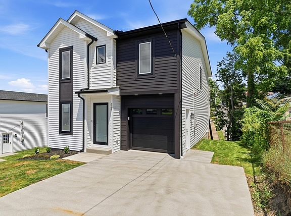 2nd image of 521 Harmony Rd