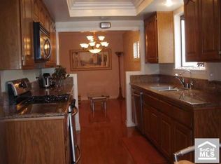 1301 W Jacaranda Pl, Fullerton, CA 92833