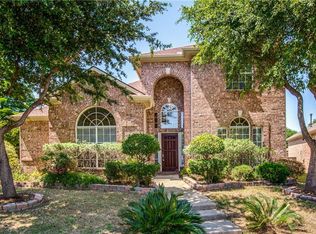 1912 Kerr Ct, Carrollton, TX 75010