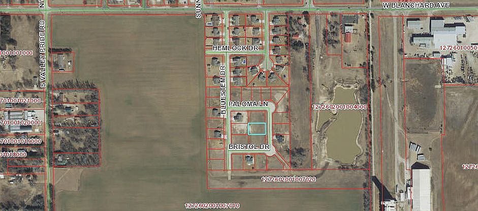 2nd image of 10 Cypress Ln