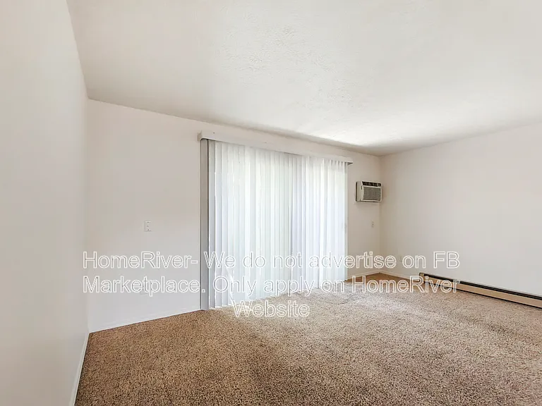 3221 S Regal St #1 — Photo 11