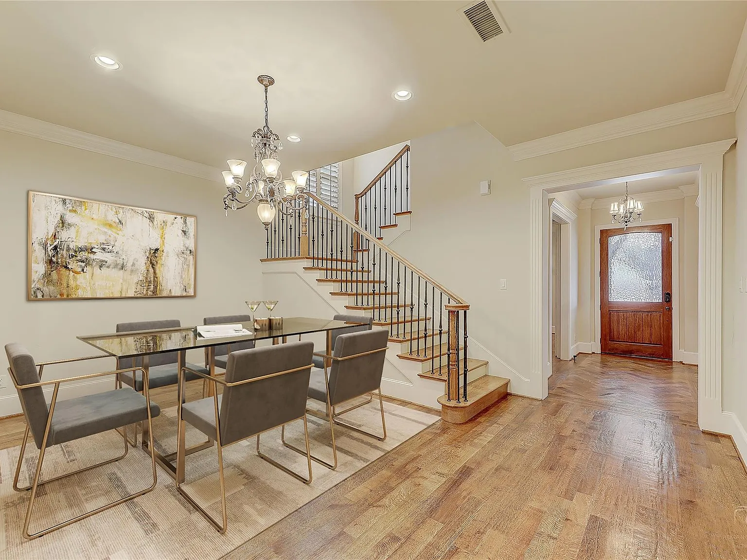 5 bed, 4926 sqft, $8,900 — Photo 2