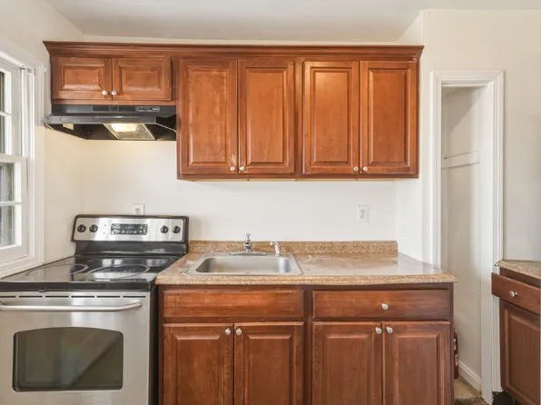 957B William St #1, Bridgeport, CT 06608