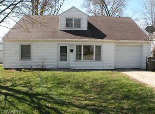 934 35th St SW, Wyoming, MI 49509