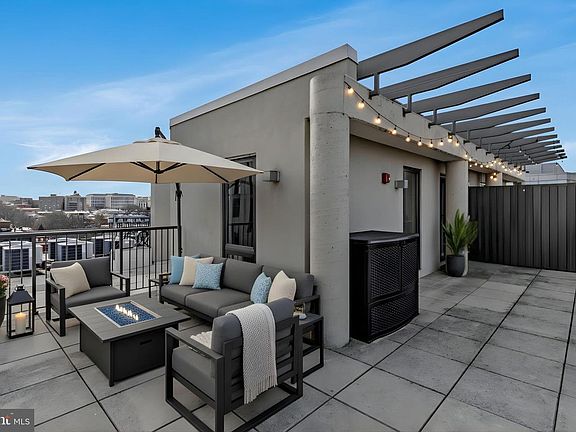 2nd image of 301 H St NE #Penthouse 602
