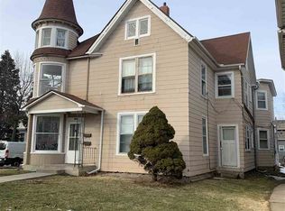 202 E Bloomington St, Iowa City, IA 52245