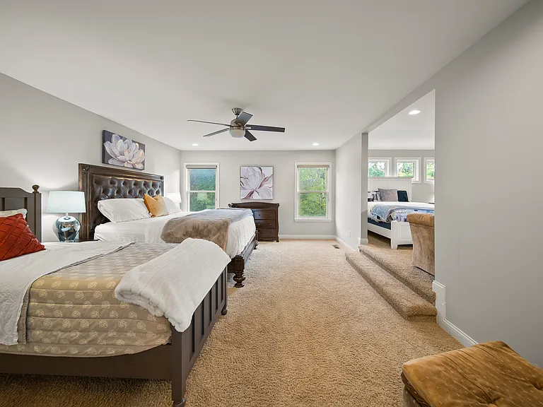 10599 Geist View Dr — Photo 25