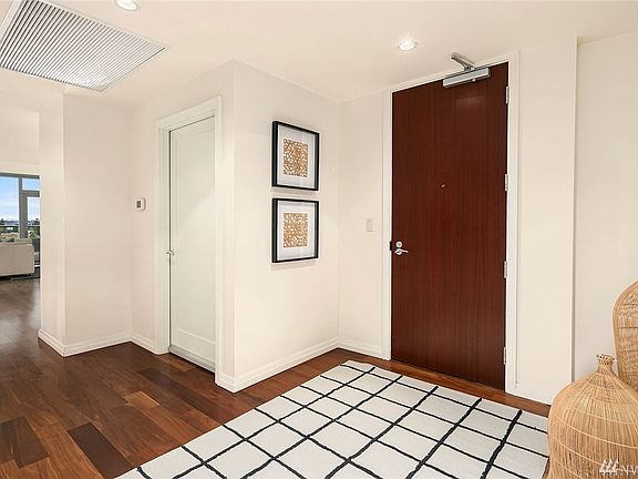 2nd image of 10700 NE 4th St Unit 1016