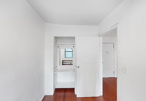 5th image of 219 Avenue A #2A