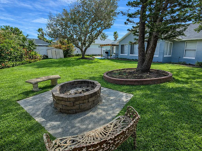 131 Barrier Isle Dr — Photo 39