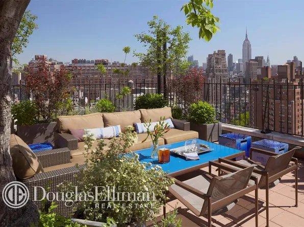 299 West 12th Street image 1 of 8