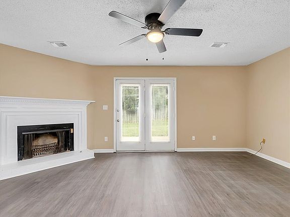 5th image of 859 Baltimore Pl SW #859