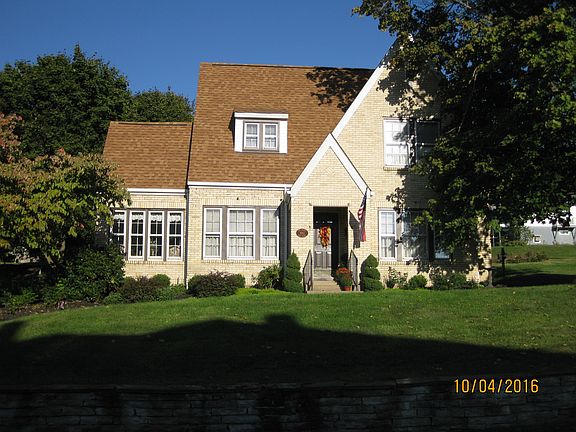 2nd image of 1013 Vine St