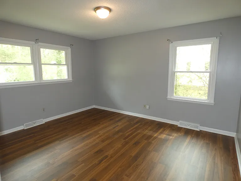 5800 Meadowbrook Rd — Photo 20
