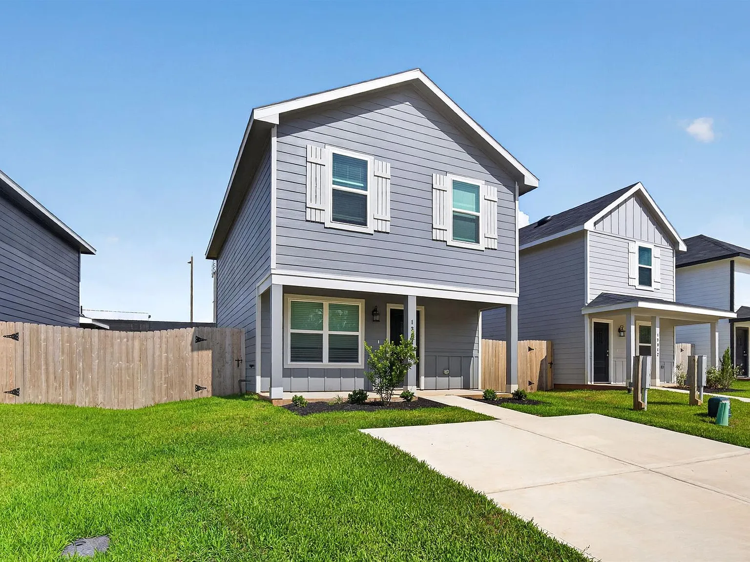 3 bed, 2.5 bath, 1206 sqft, $1,650 — Photo 3