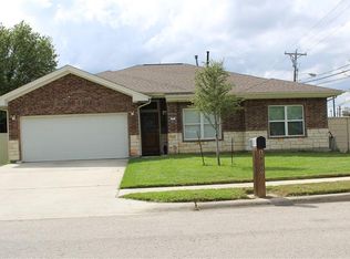 1800 Dixie Ln, Round Rock, TX 78664