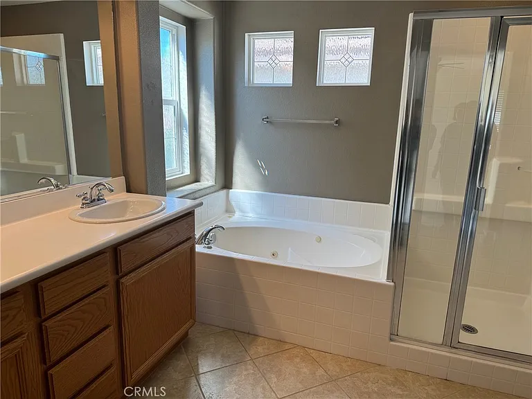 32585 Winterberry Ln — Photo 11