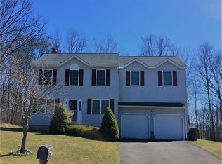 18 Olivia Ln, Naugatuck, CT 06770