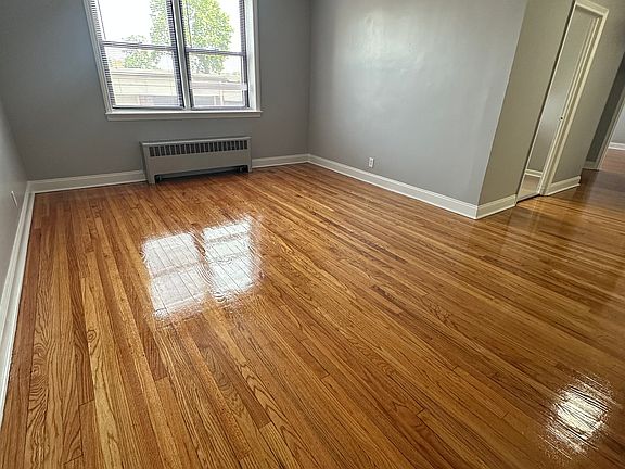 3rd image of 46 Chestnut St #105