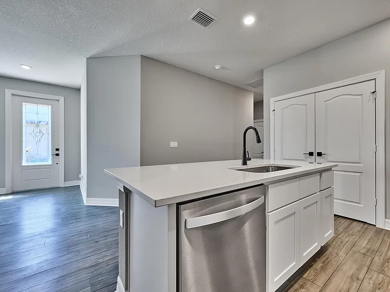 1810 Celebration Dr — Photo 28
