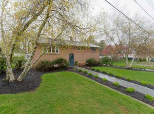 4 Hillview Ave, Waterford, NY 12188