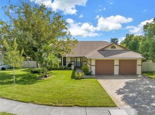13000 Farmington Trl, Seminole, FL 33776