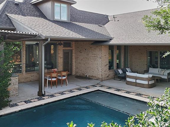 3rd image of 16829 Little Leaf Ln