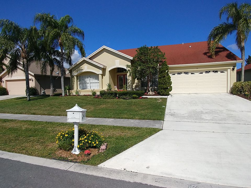 1st image of 34 Meadows Park Ln