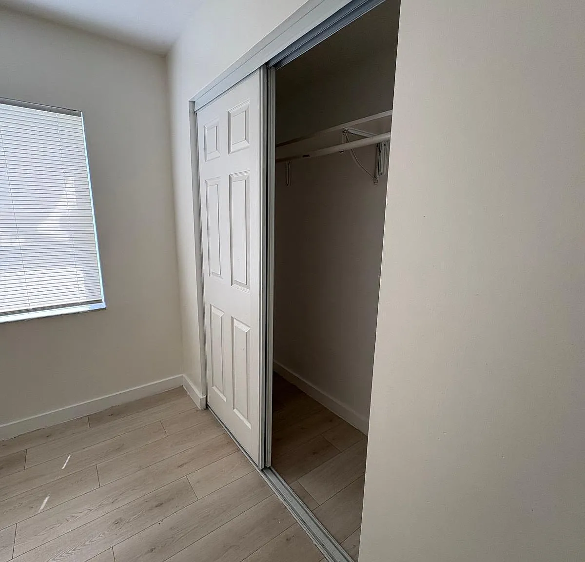 2 bed, 1.0 bath, 700 sqft, $1,845 — Photo 4