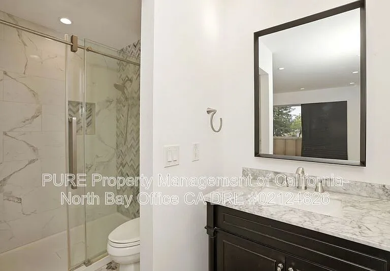 455 Enterprise Dr — Photo 13