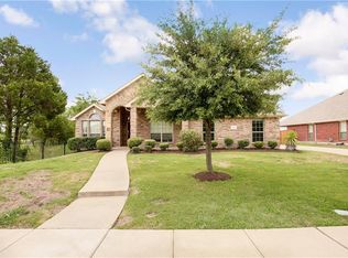 1300 Turnbridge Dr, Glenn Heights, TX 75154