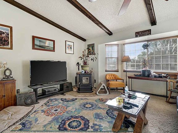 3rd image of 538 Fruitwood Dr