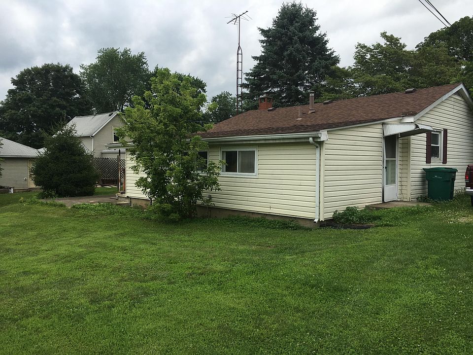 2nd image of 195 Channel St