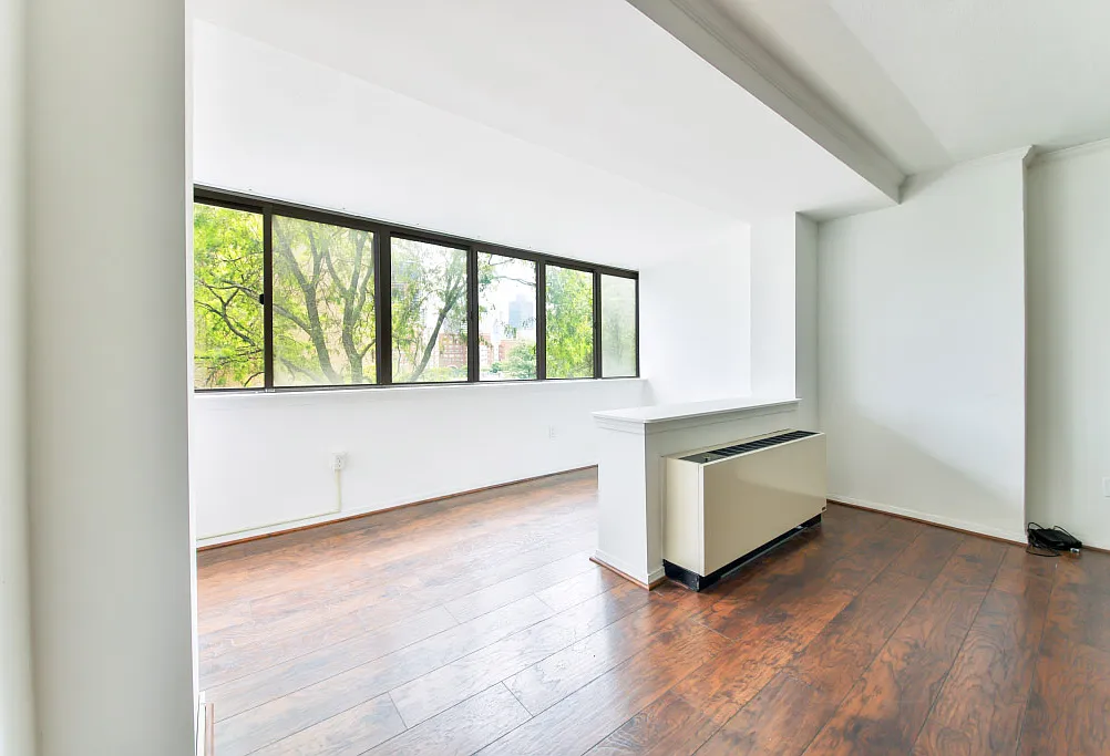 2 bed, 1268 sqft, $4,200 — Photo 3